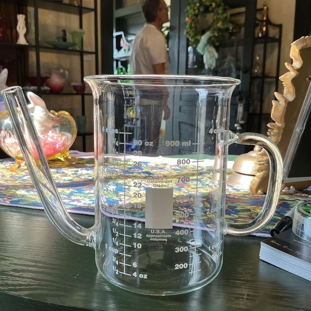 Catamount Glass U.S.A. Bottom Spout Beaker Fat Separator Cups Ounces ml Readings